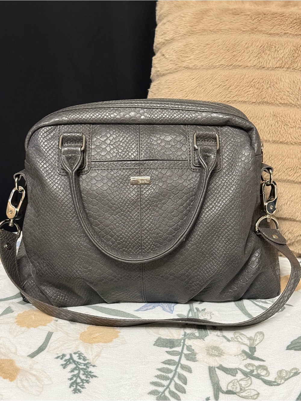 RARE Jewell by Thirty-One City Satchel / Bowler Crossbody in Grey Snakeskin